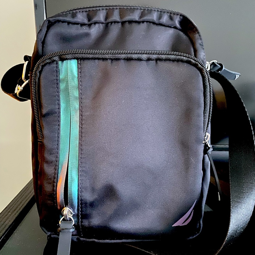 Nautica cross body bag
